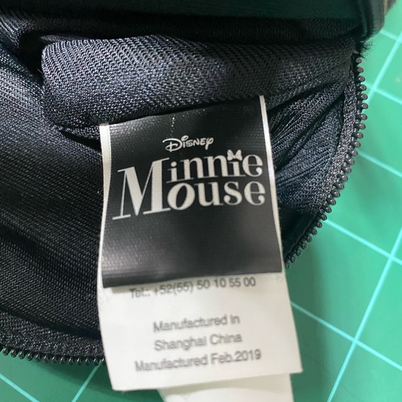 Disney Minnie Mouse Face Plush Kids Handbag Purse - Picture 3 of 4